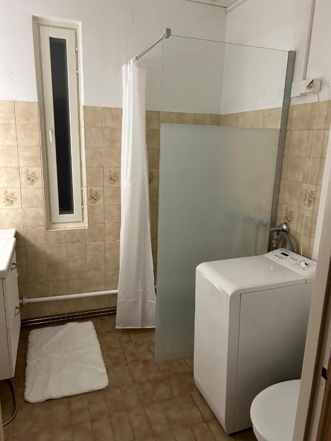 Keskustan Tilava Kaksio Apartment Рованиеми Екстериор снимка